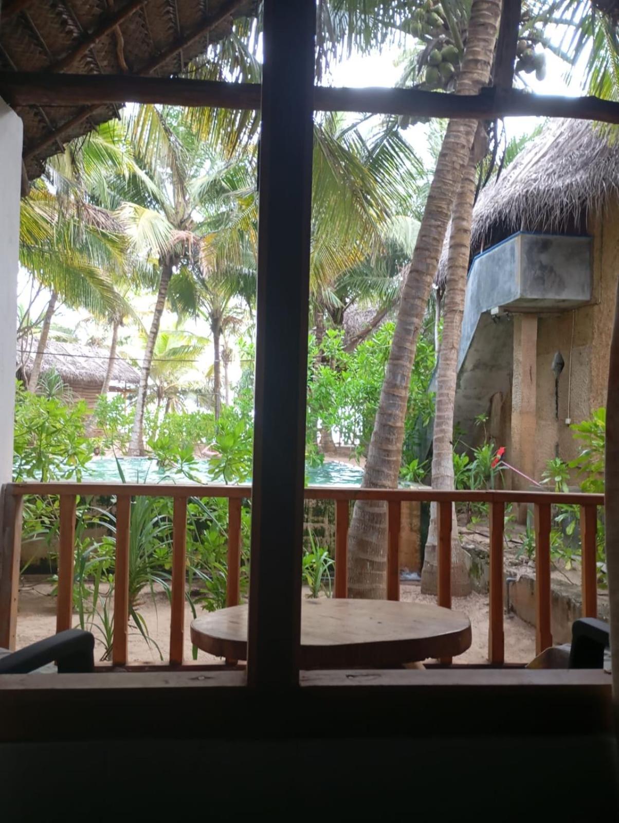 The Alpha Monkey Hotel & Tree House Tangalle Exterior foto